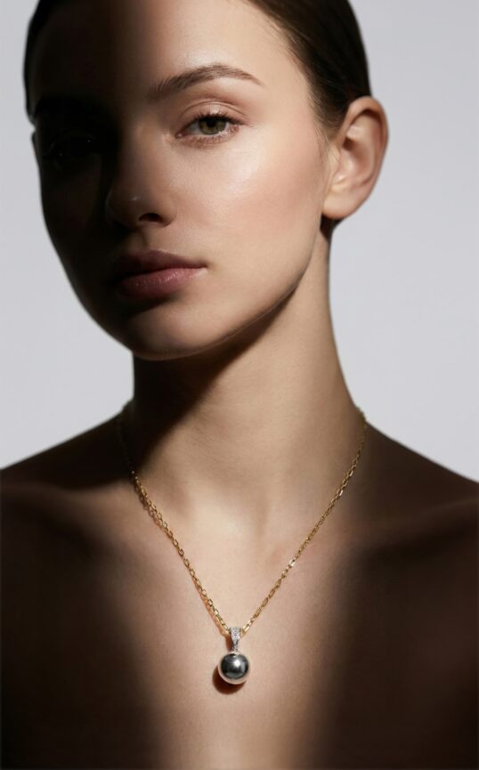 Verdandi Diamond Bail